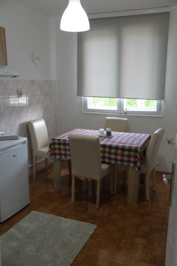 Apartman Kej Pirot Exterior foto